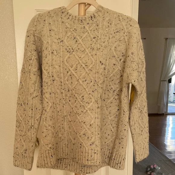 Bloomingdale’s Aqua Speckled Cream Sweater with Yellow Smiley Patches - Picture 4 of 8
